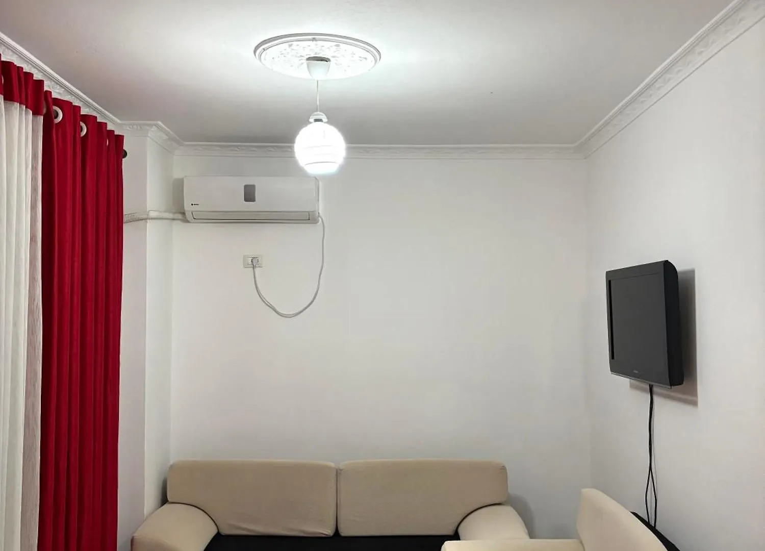 Chloe Beach Apartment Lezhë